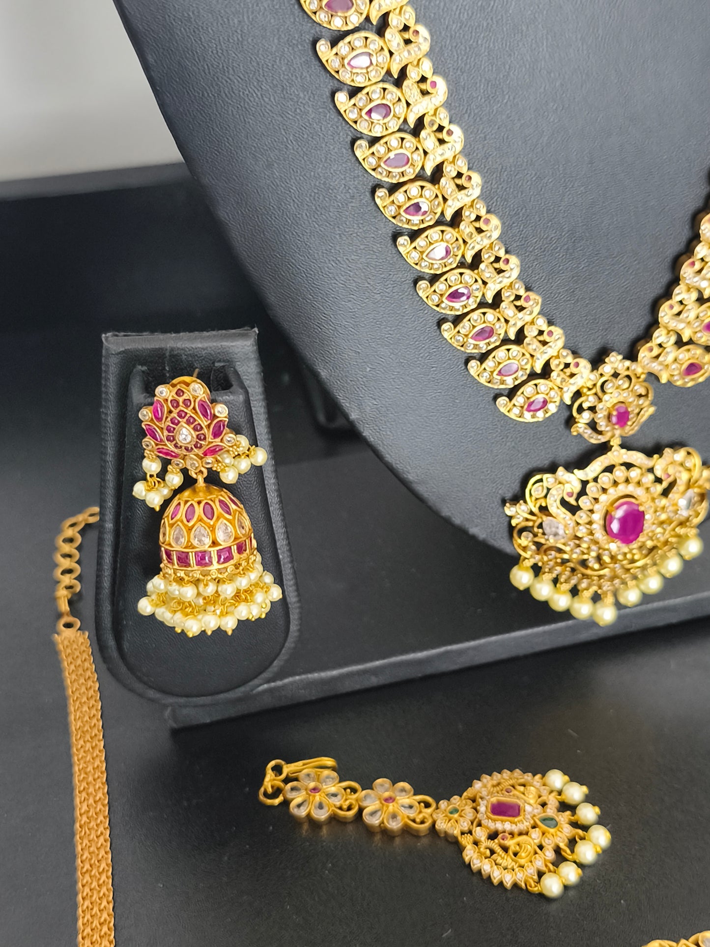 Matte gold Ruby & white Stone Semi Bridal Set/ wedding jewellery Set