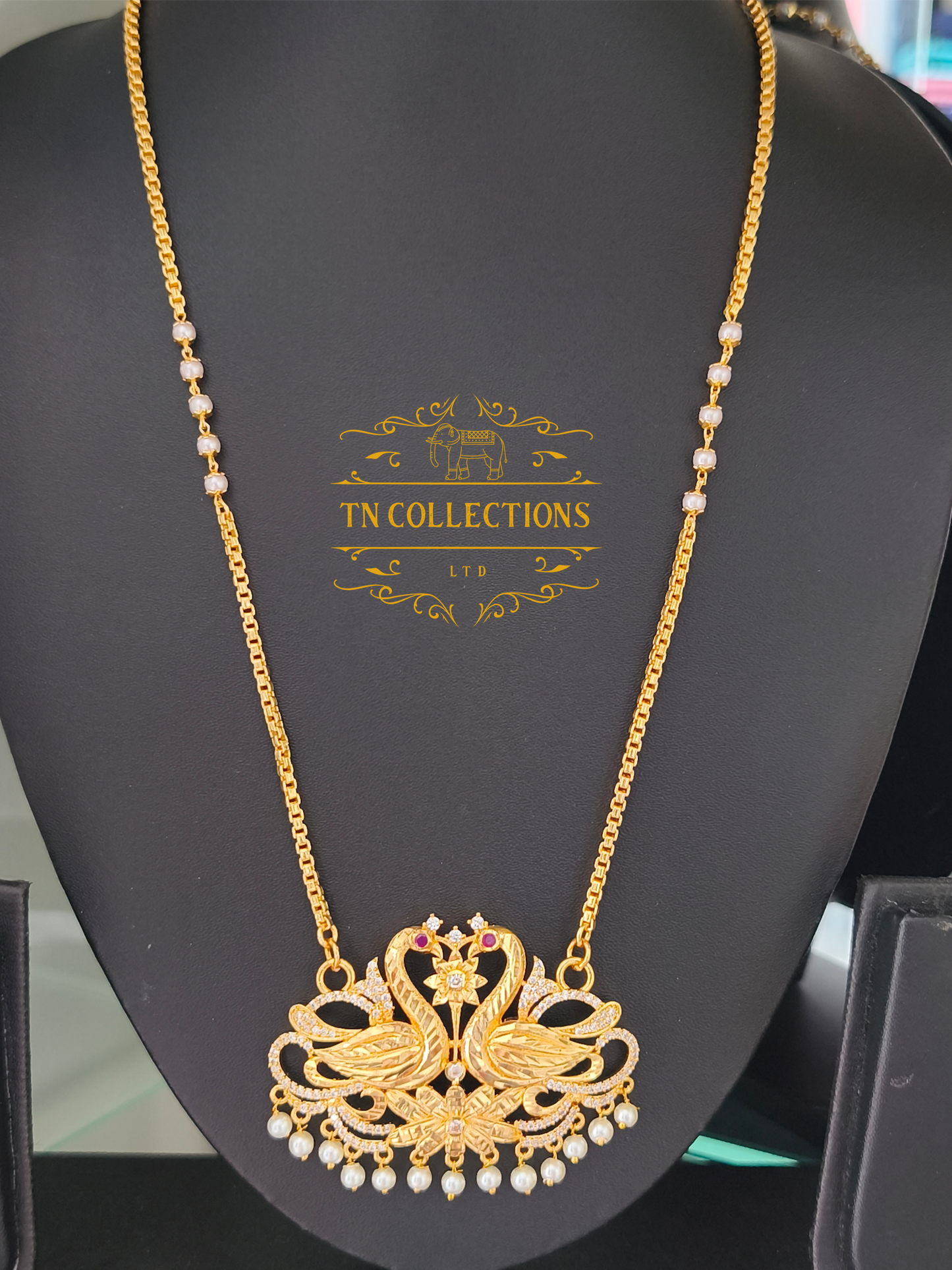 Micro gold plated Traditional Pathakkam
