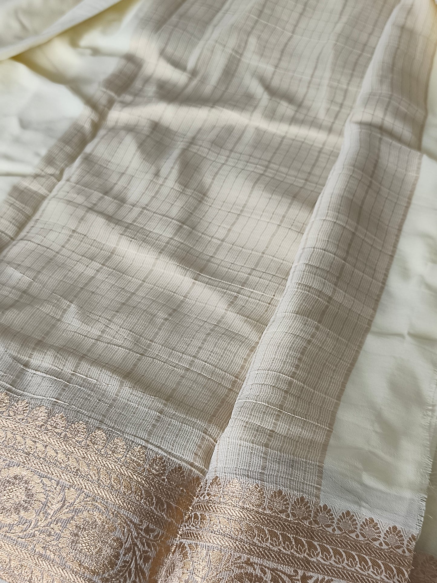 White Soft lightweight Chiffon Sarees