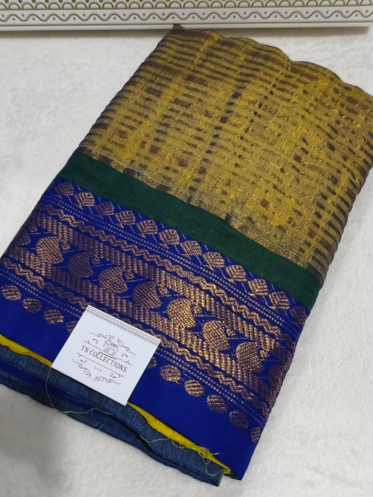 Kerala Special Mul Cotton Saree with Kanchi Border