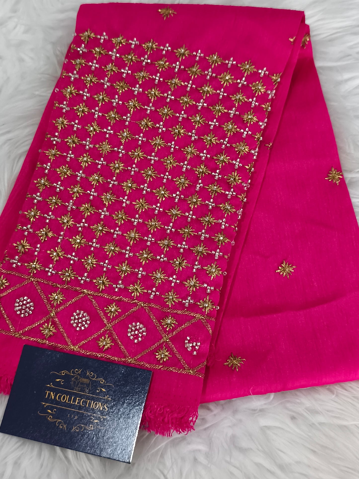 Aari Embroidery work Saree Blouse Material (Pink)