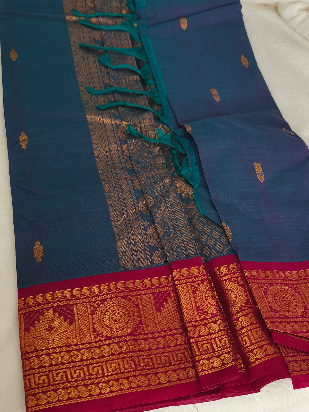 Grand Pure Kanchi Cotton Saree with Rich Pallu (Dual shaded)