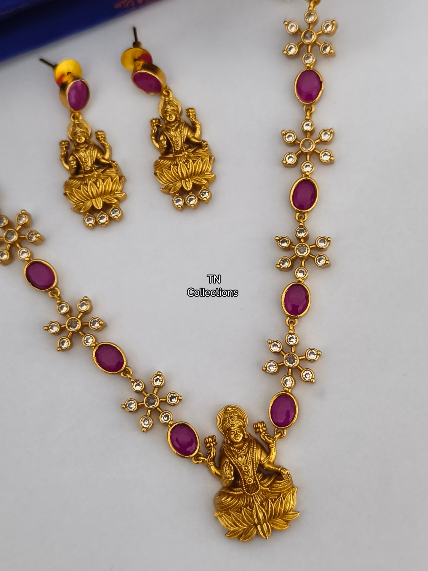 Matte Finish Luxmi Choker Necklace Set