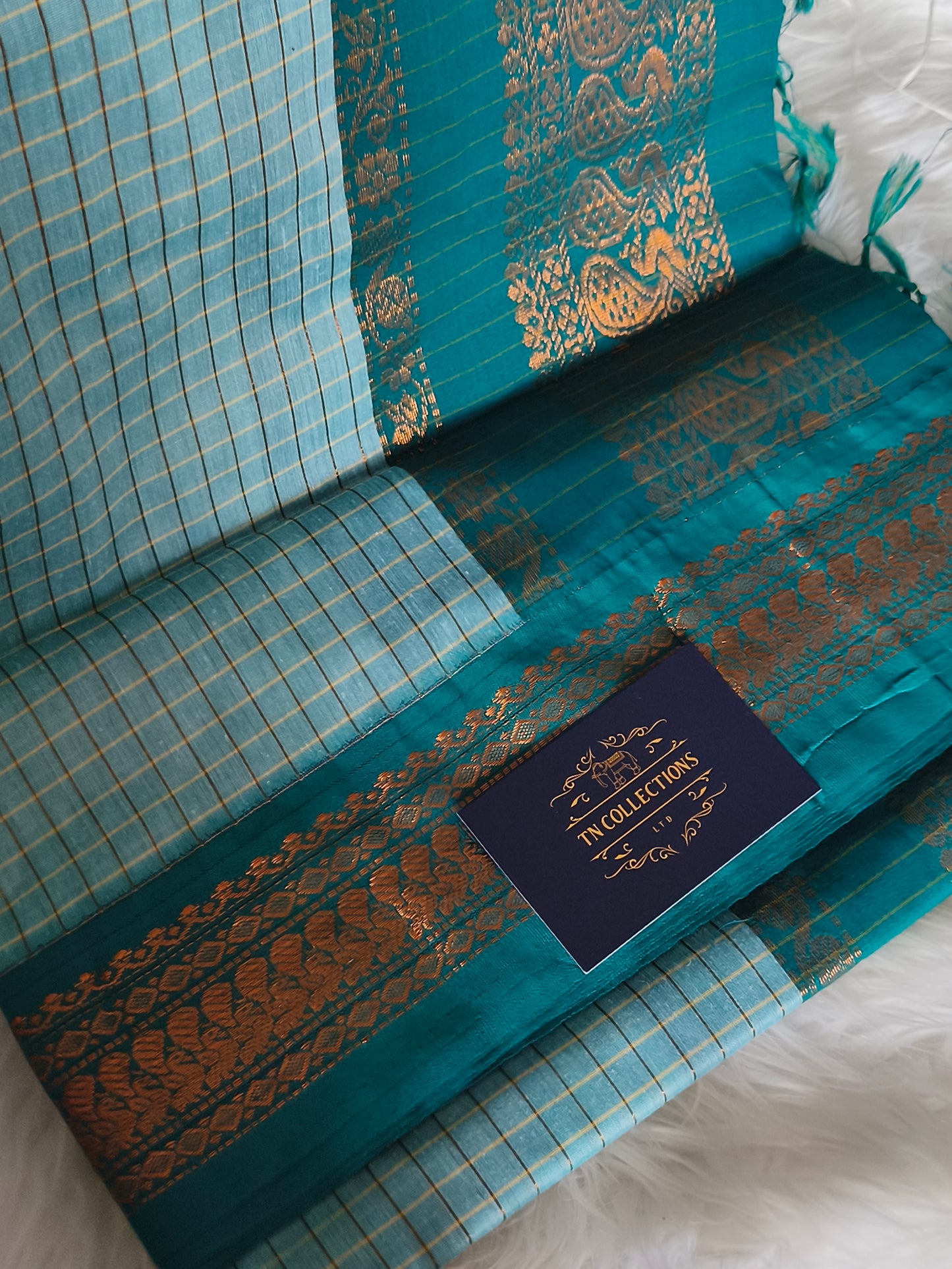 Stunning Kalyani Cotton Pattu Saree with contrast blouse