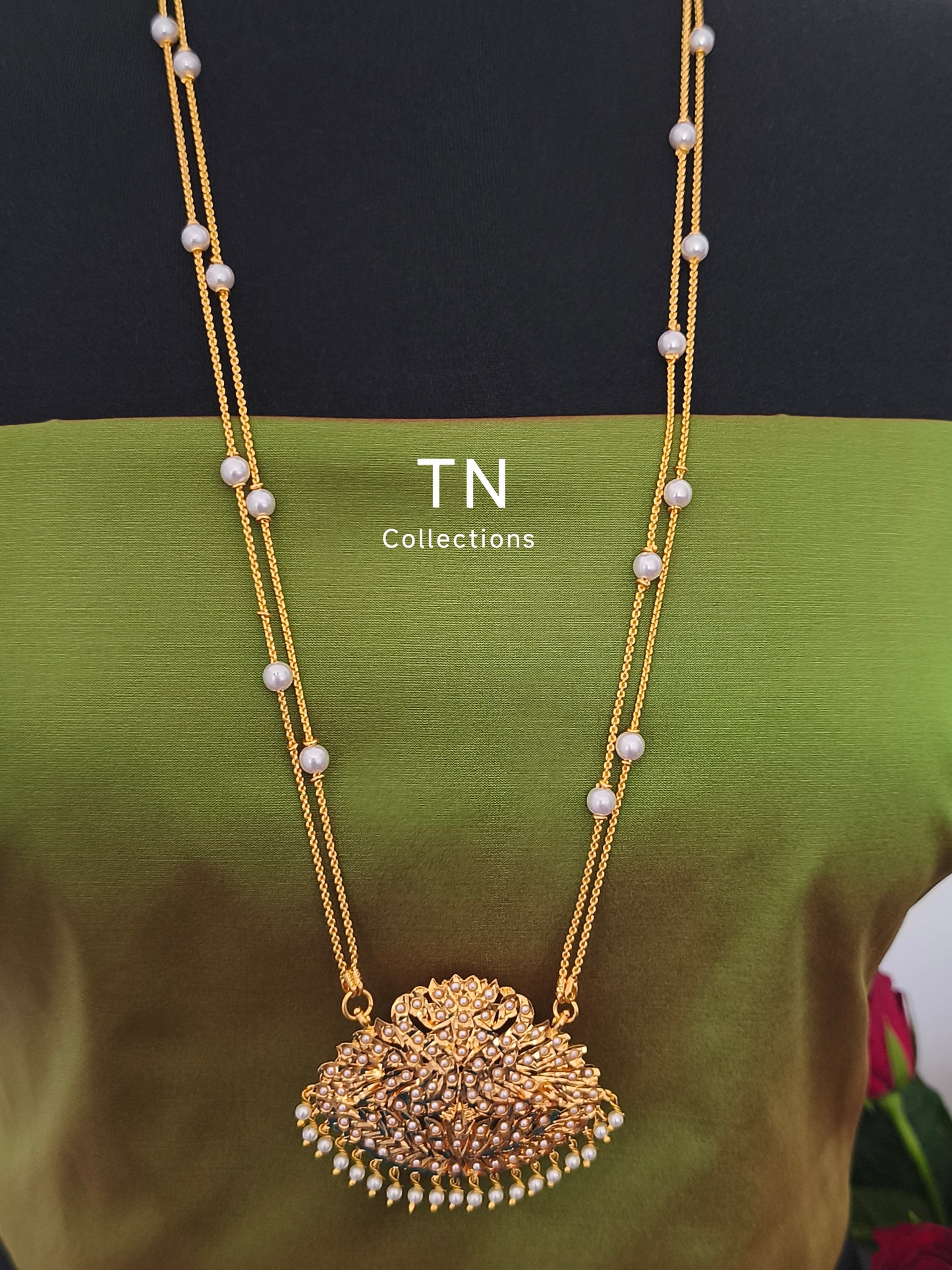 Micro gold plated Traditional shell pearl Pathakkam