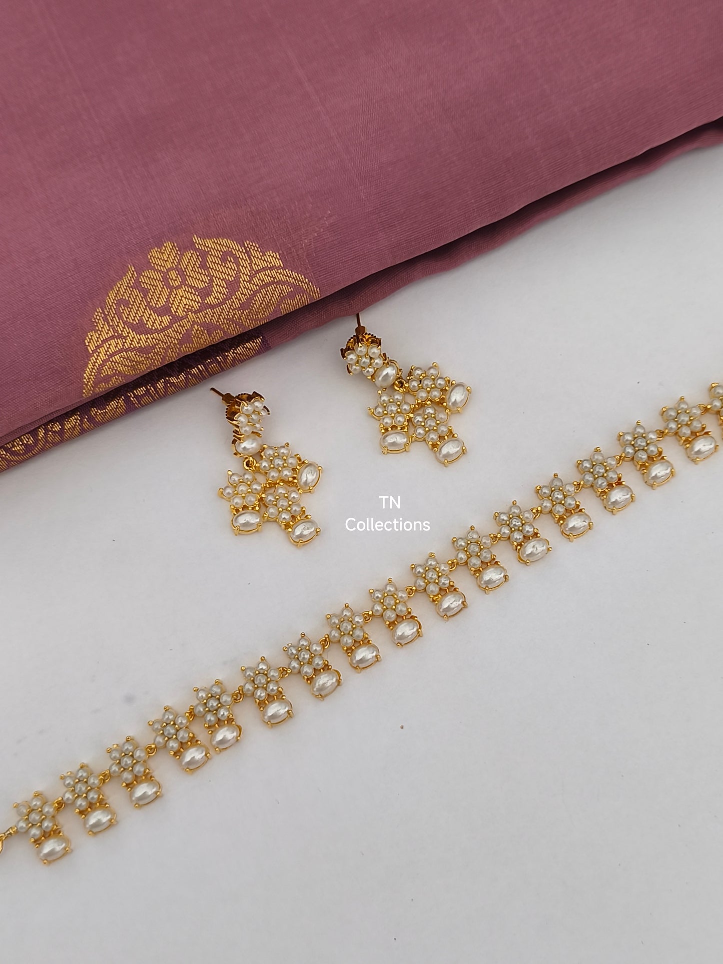 Beaded Pearl Necklace Set