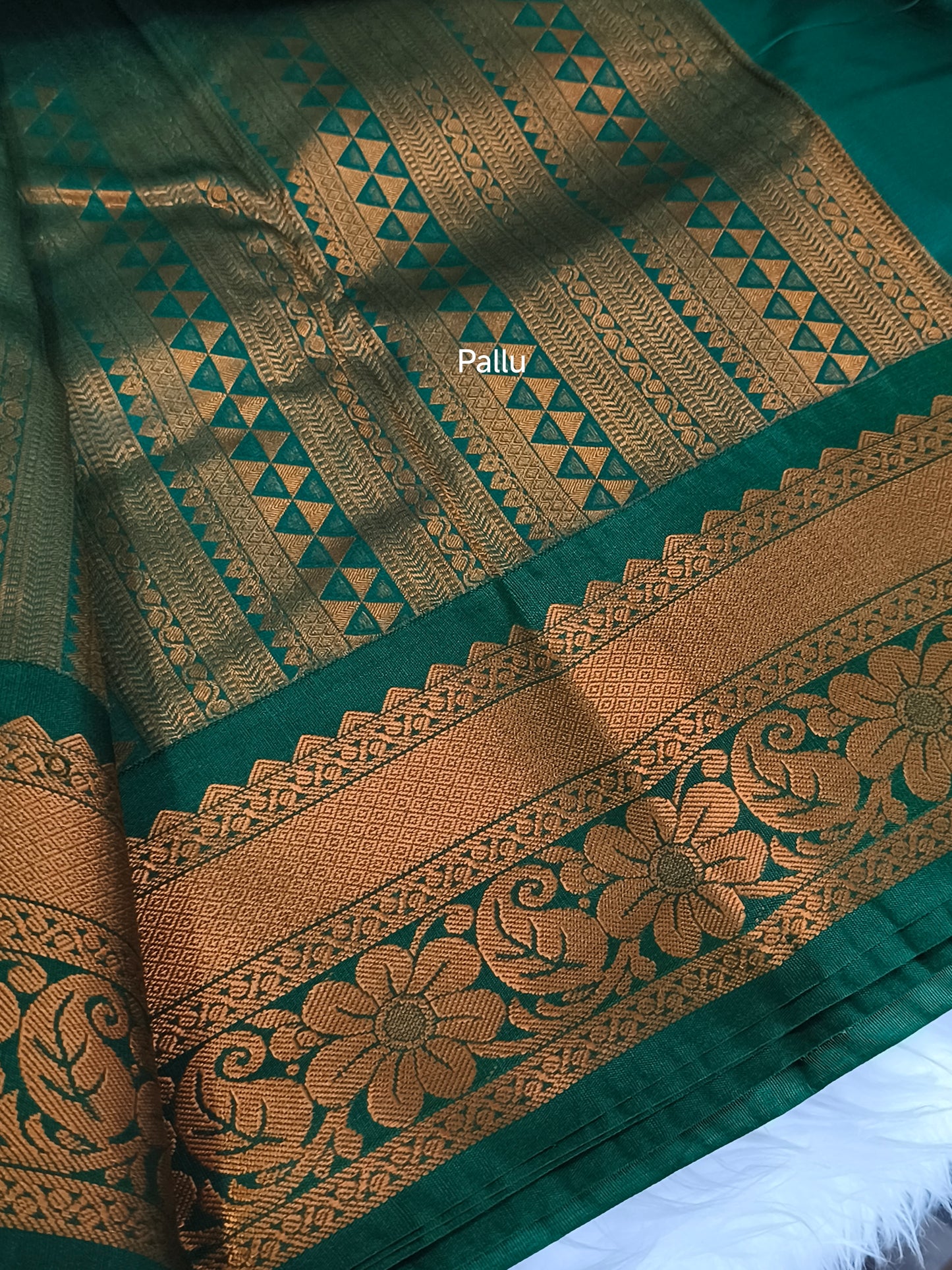 Korvai Premium soft silk saree(Dual tone)