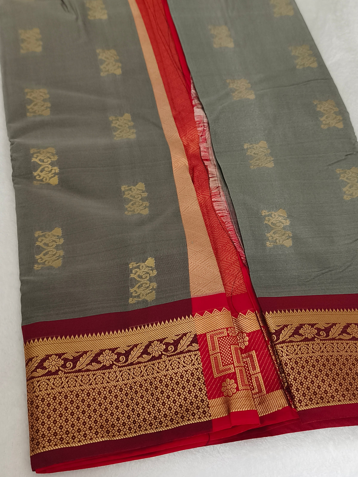 kanchi Semi Silk Saree with contrast blouse