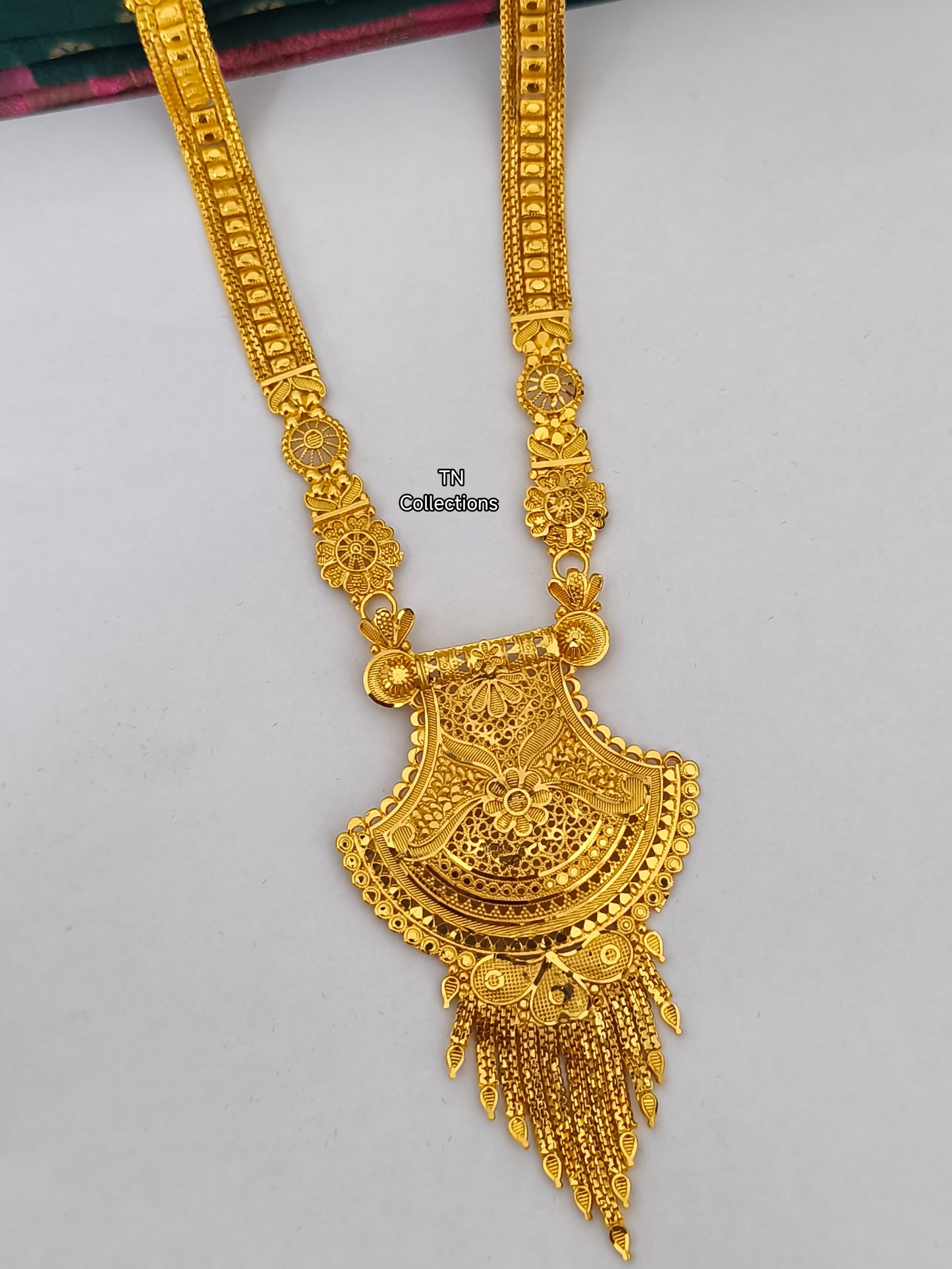 One gram gold forming Haaram