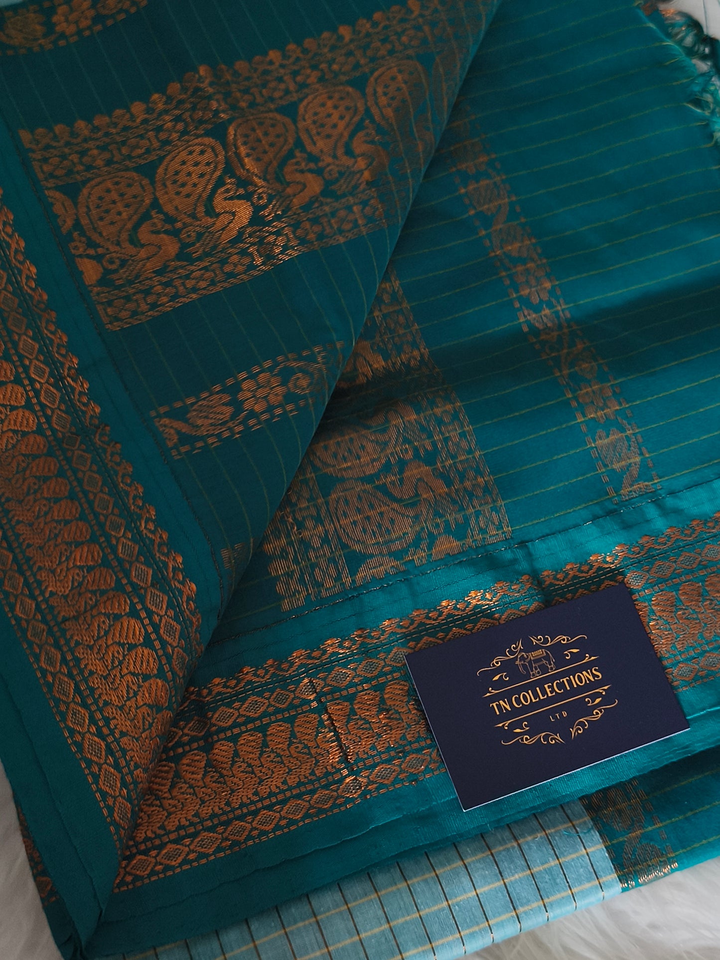 Stunning Kalyani Cotton Pattu Saree with contrast blouse