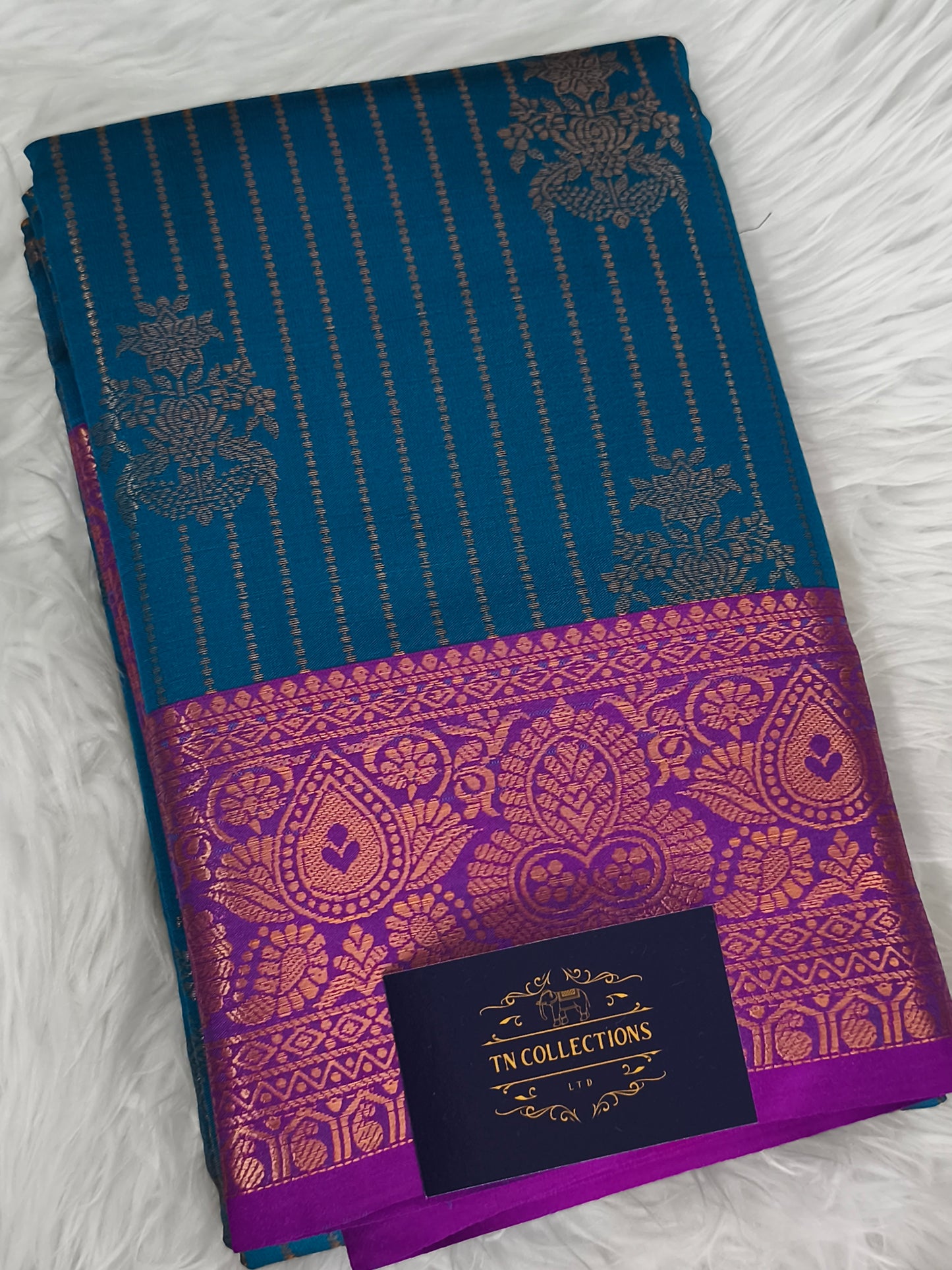 Vairaoosi Soft Silk Saree (Teal Blue)
