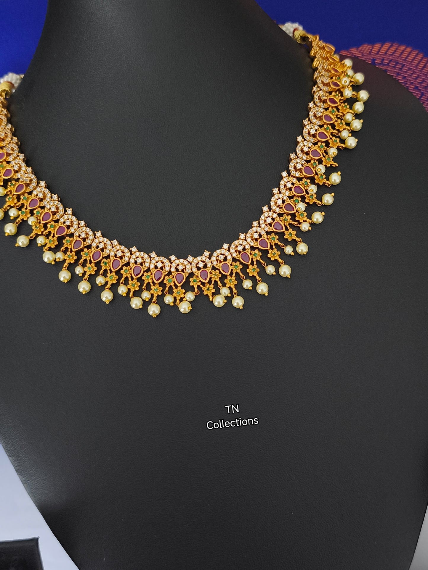 Matte Finish Necklace Set