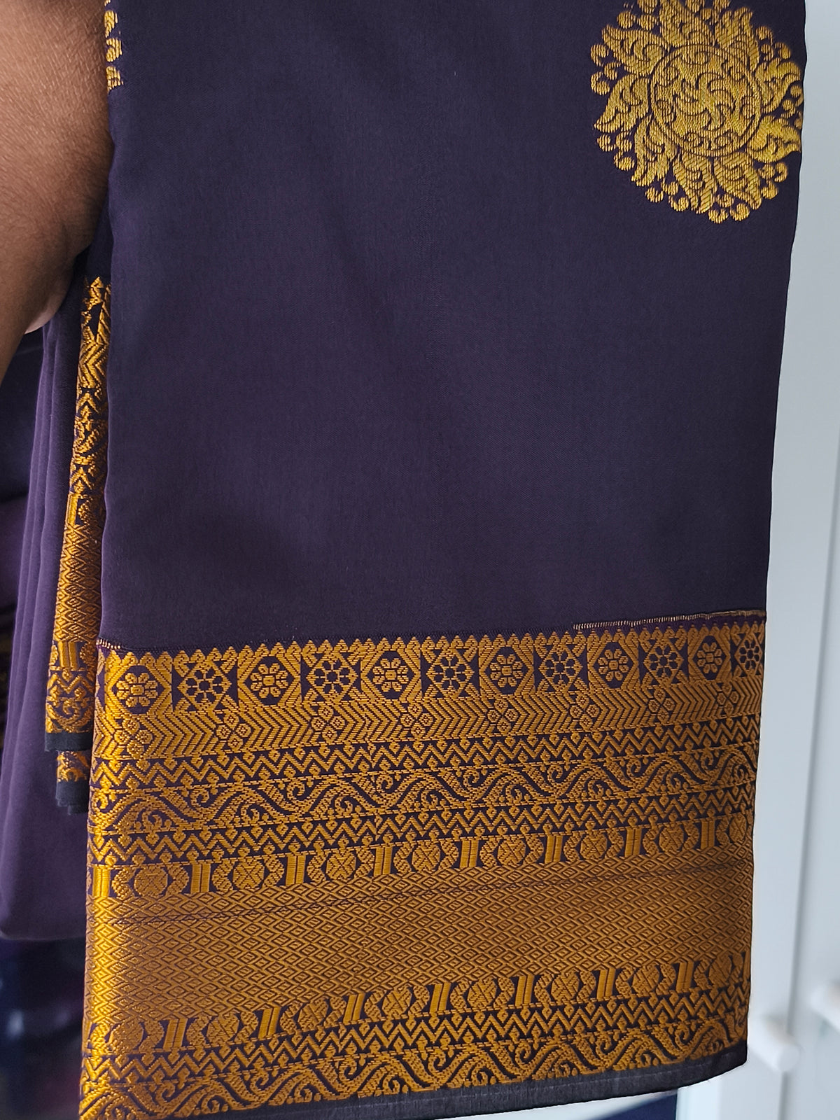Dual shade Kanchi Soft Silk Saree( Deep Plum/Aubergine)