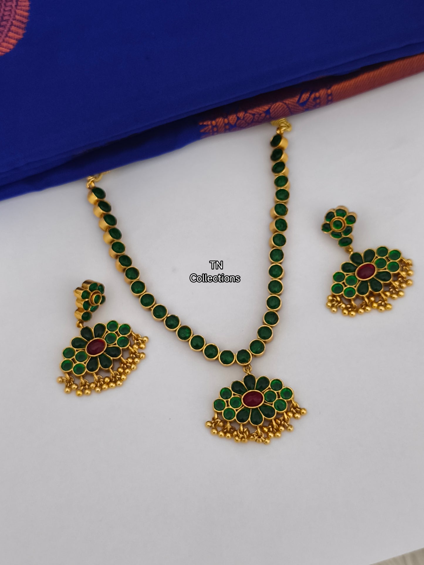 2 in 1 Real kemp stone Necklace Set