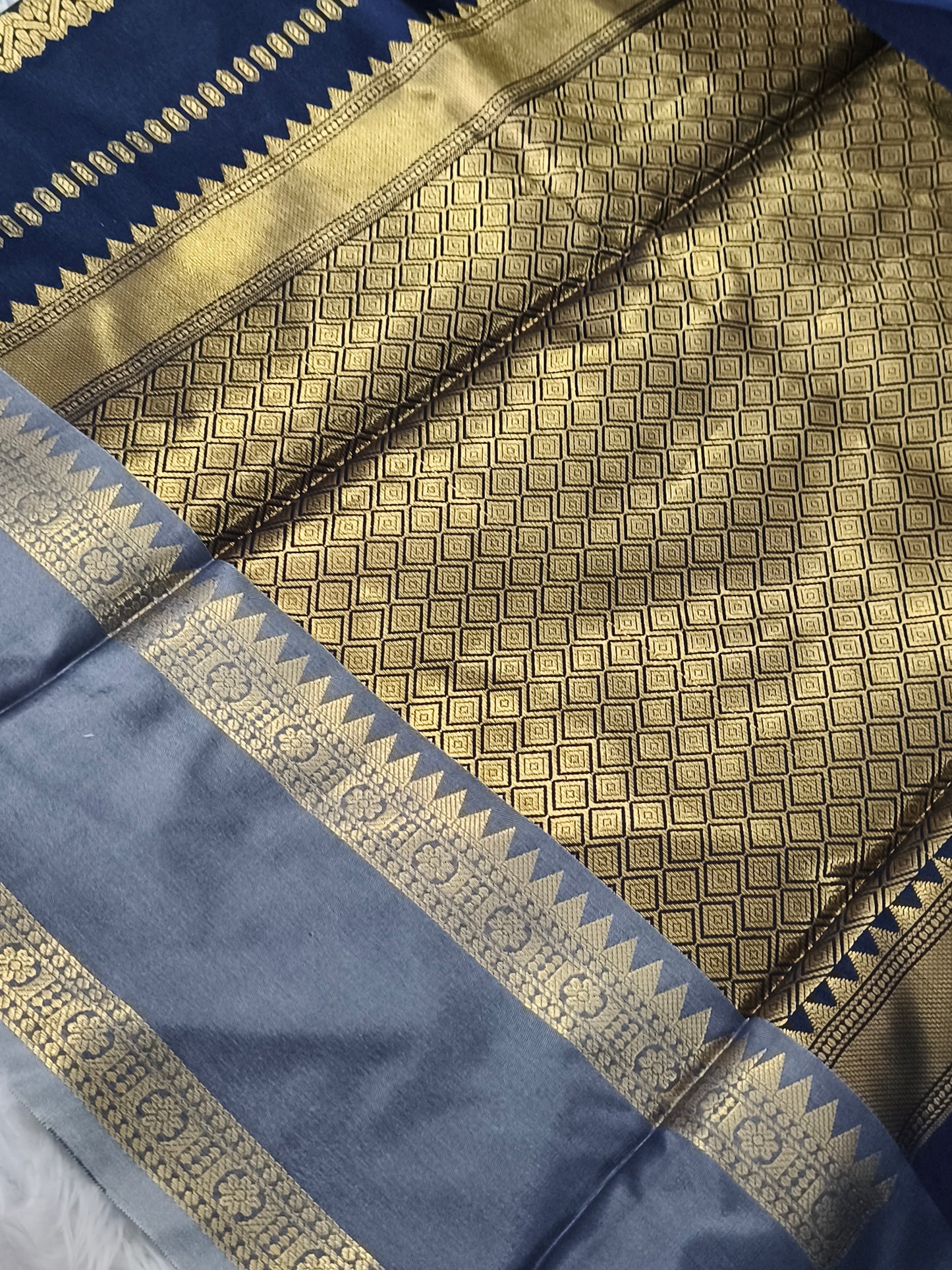 Semi Soft Silk Saree (Navy Blue)