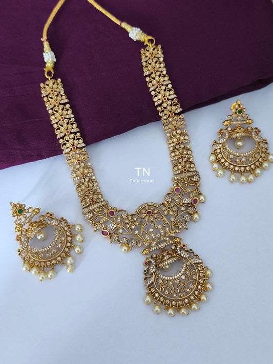 Matte Finish Necklace with earrings