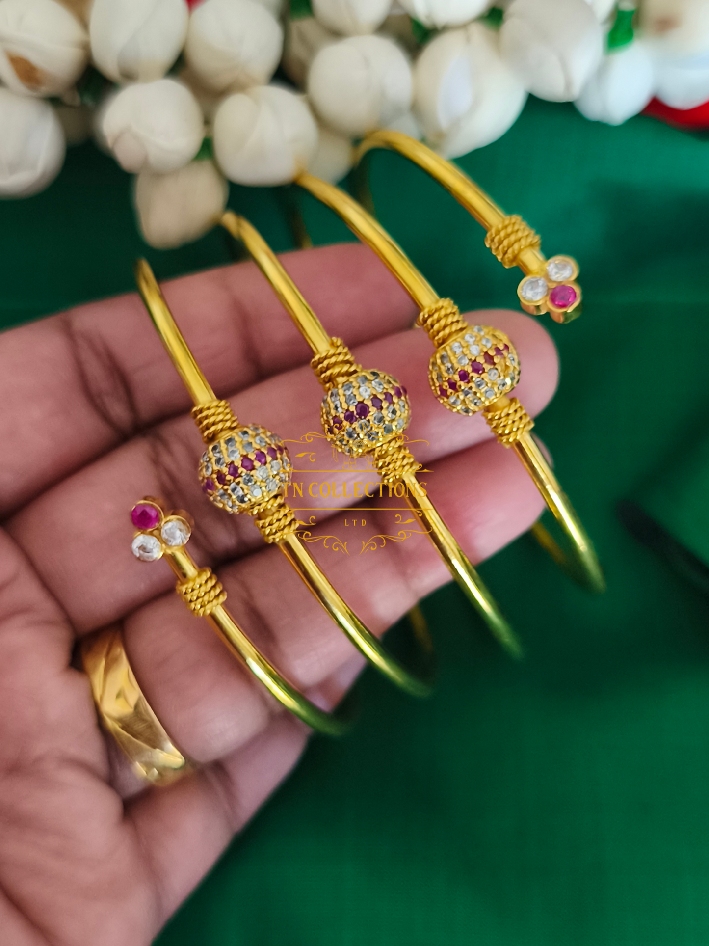 22ct Gold plated Traditional Bangle (Ball Design)
