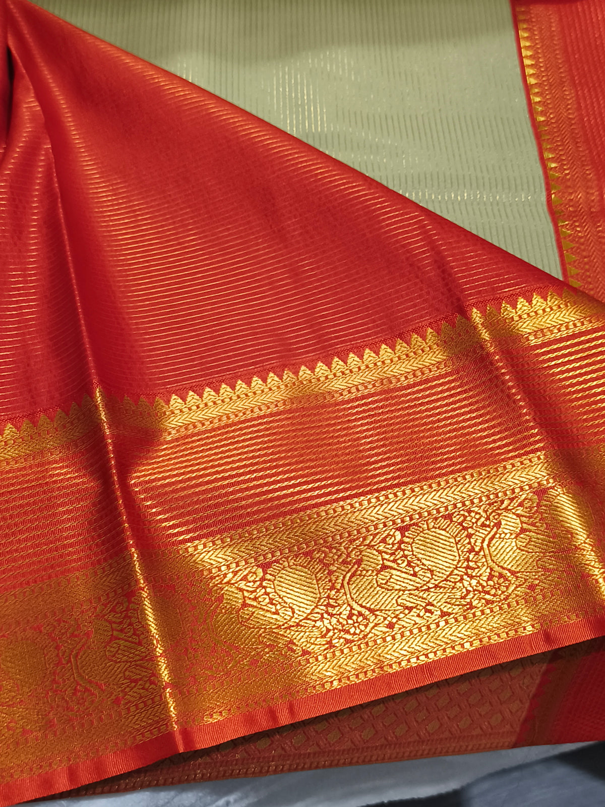 Korvai Premium semi Kanchipuram silk Saree