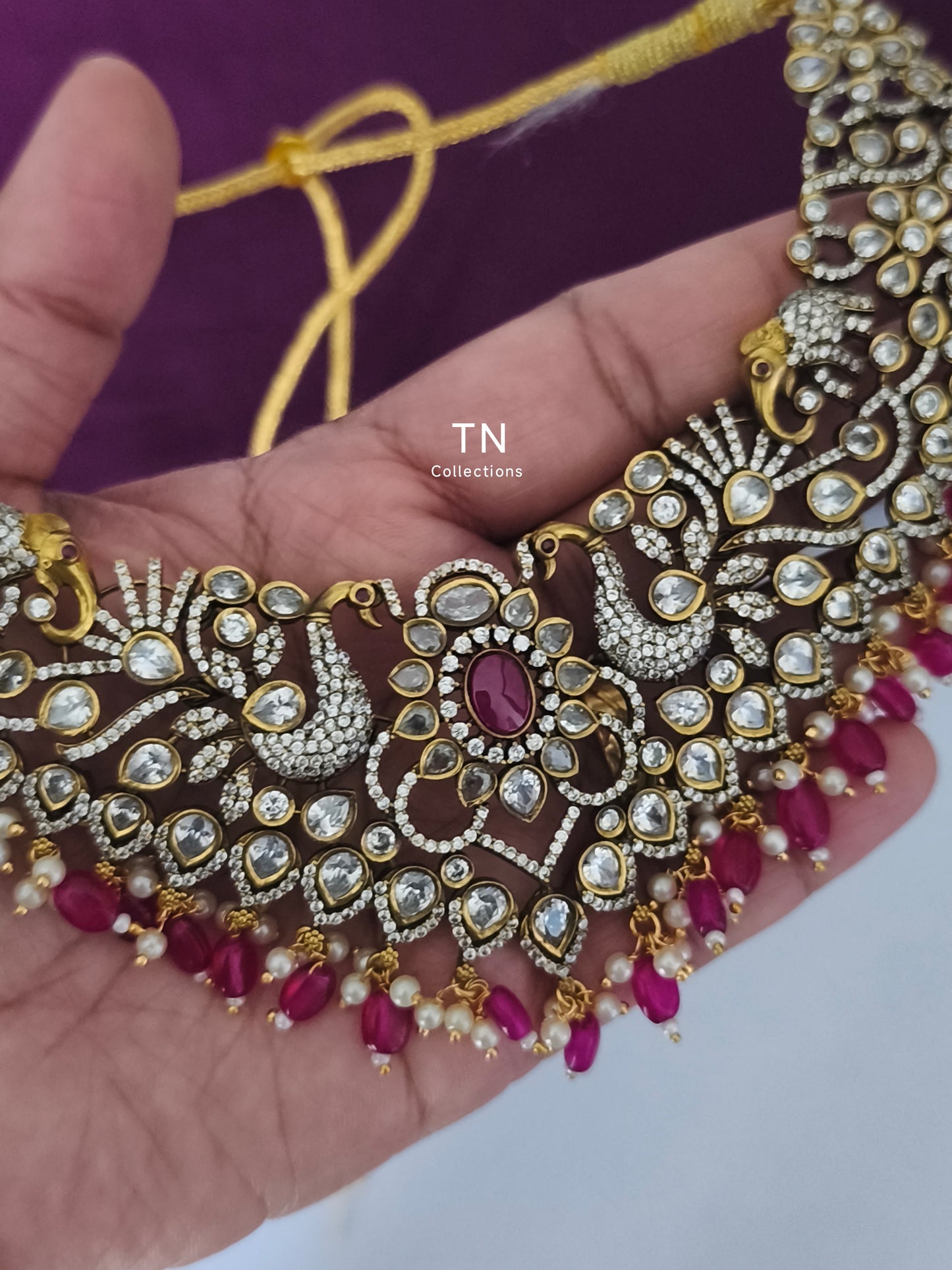 Victoria Finish Choker Necklace Set (Rani Pink)