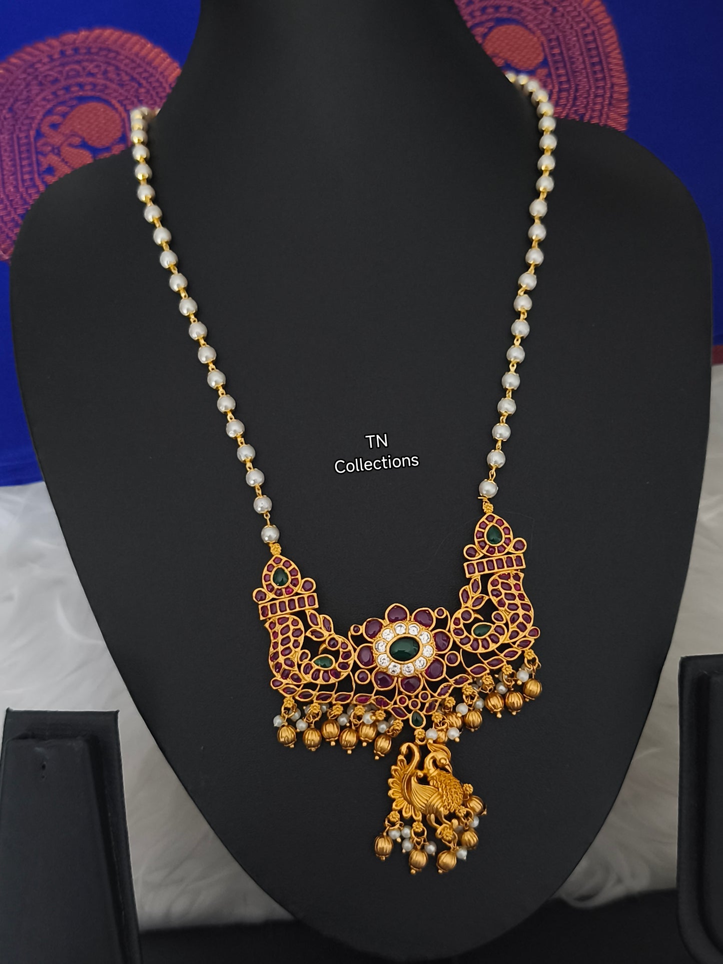 Matte Finish Real kemp Beaded Necklace
