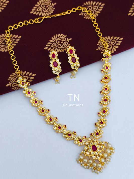 Gold Finish Necklace (Attiyal)