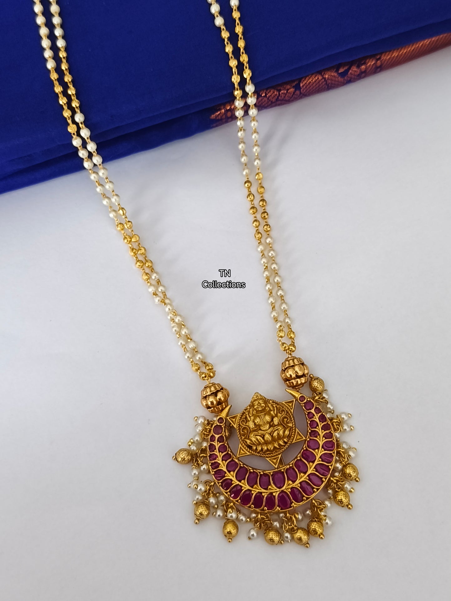 Matte Finish Real kemp stone Necklace set