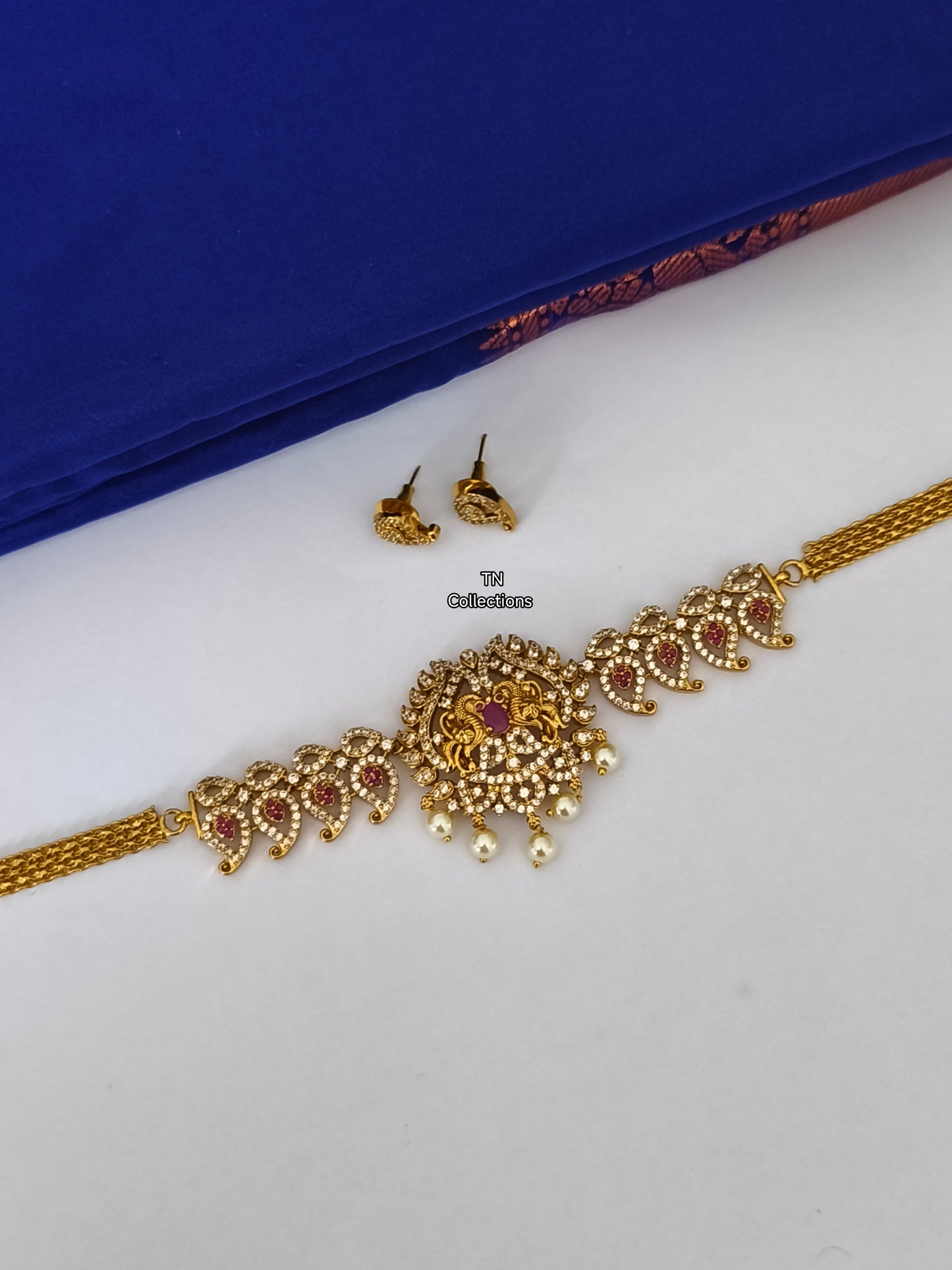 AD Choker Necklace Set