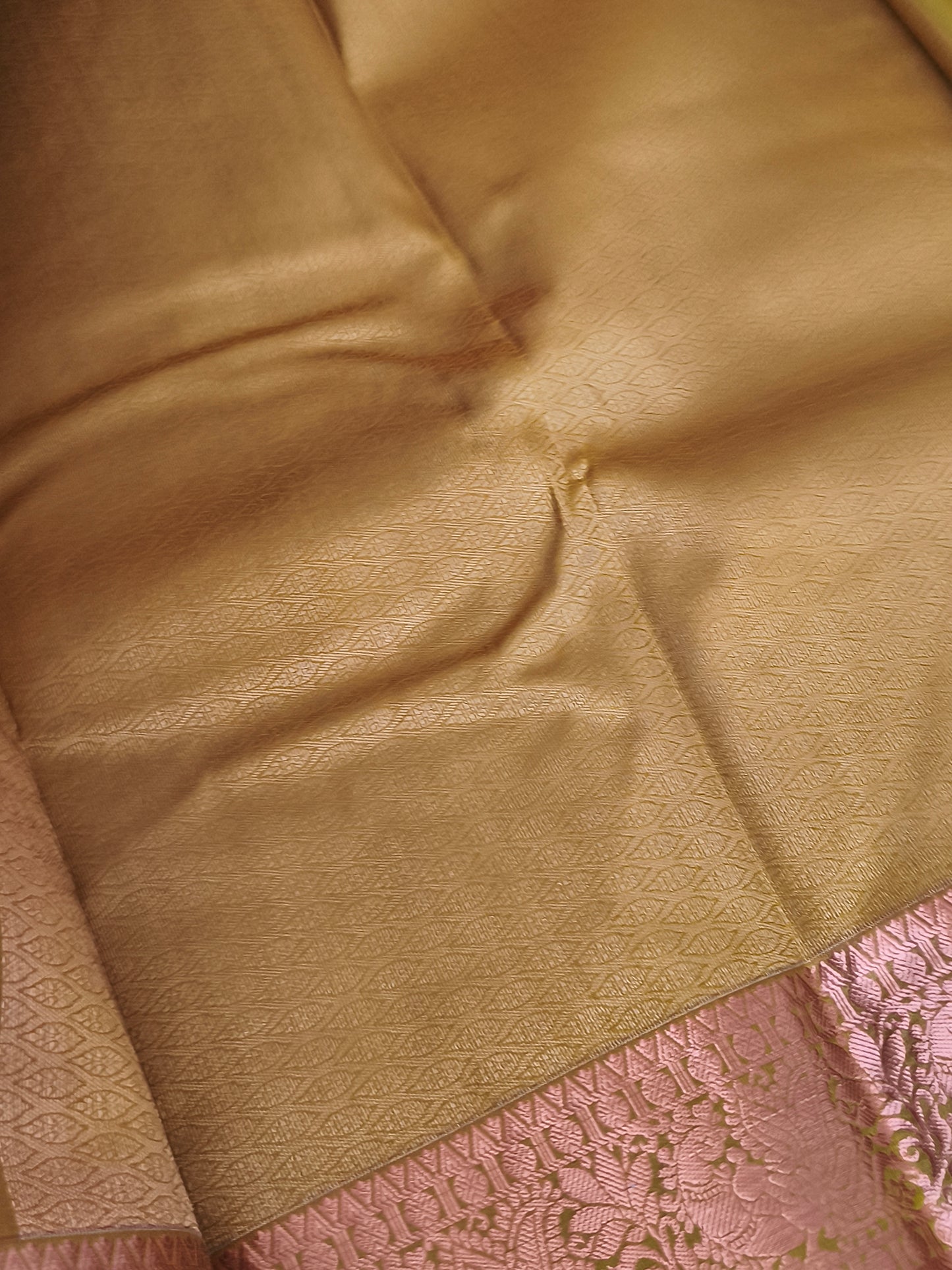 Kanchi Semi silk saree with contrast blouse and rich pallu
